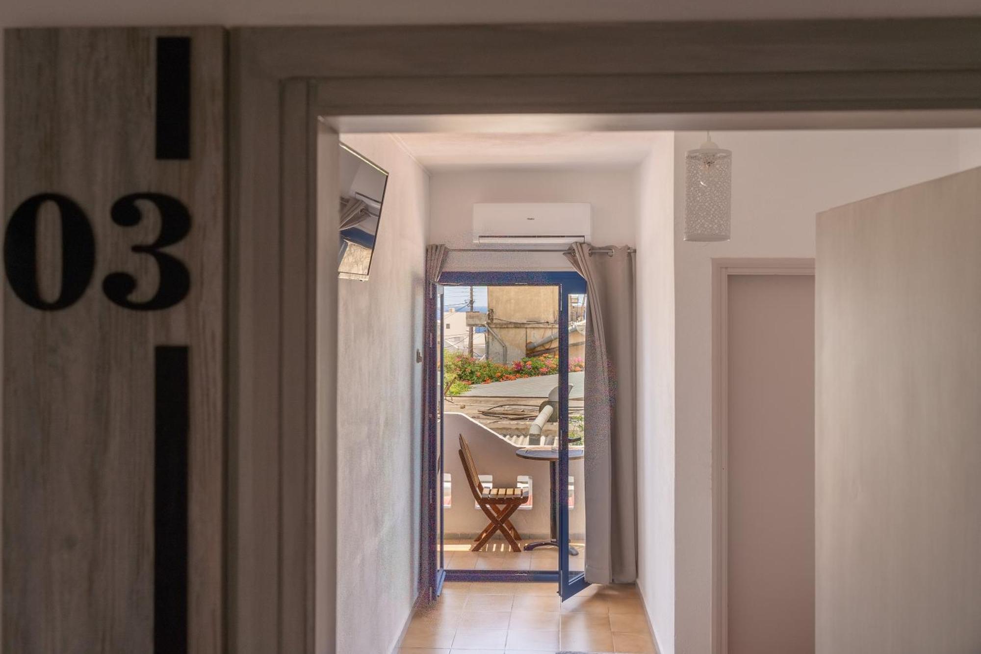 Giannis Rooms Ayía Roúmeli Ngoại thất bức ảnh